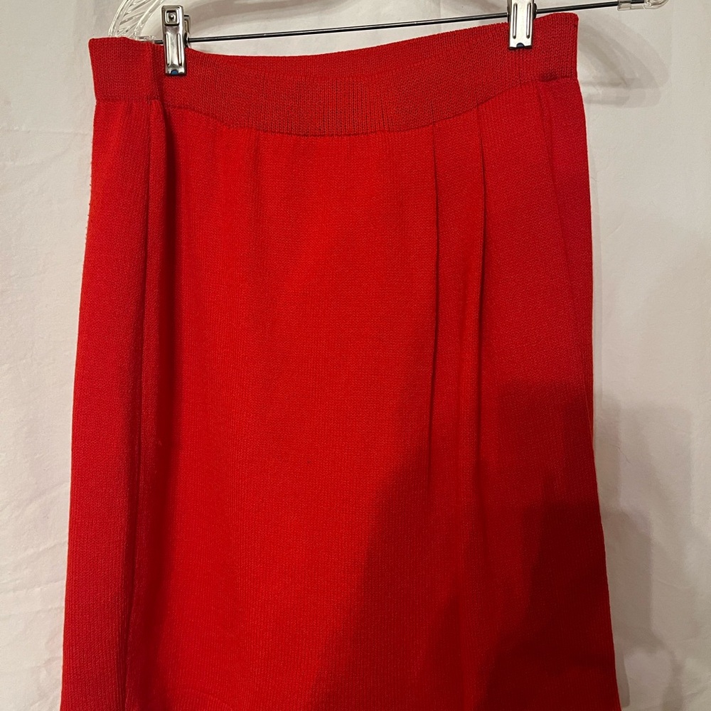 St. John Collection Red Knit A-Line Women's Skirt, Size 12